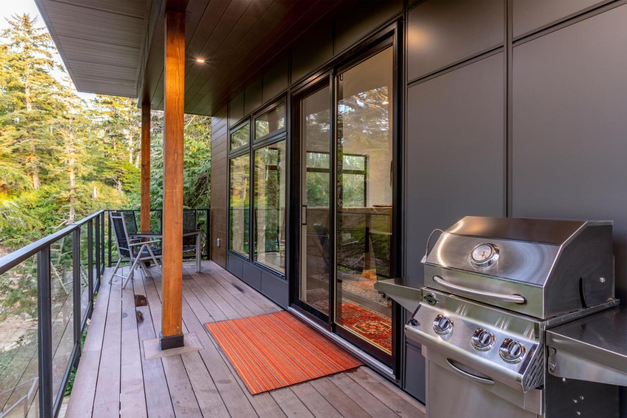 Storm Cove Suites Ucluelet Exterior foto