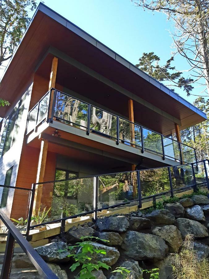 Storm Cove Suites Ucluelet Exterior foto